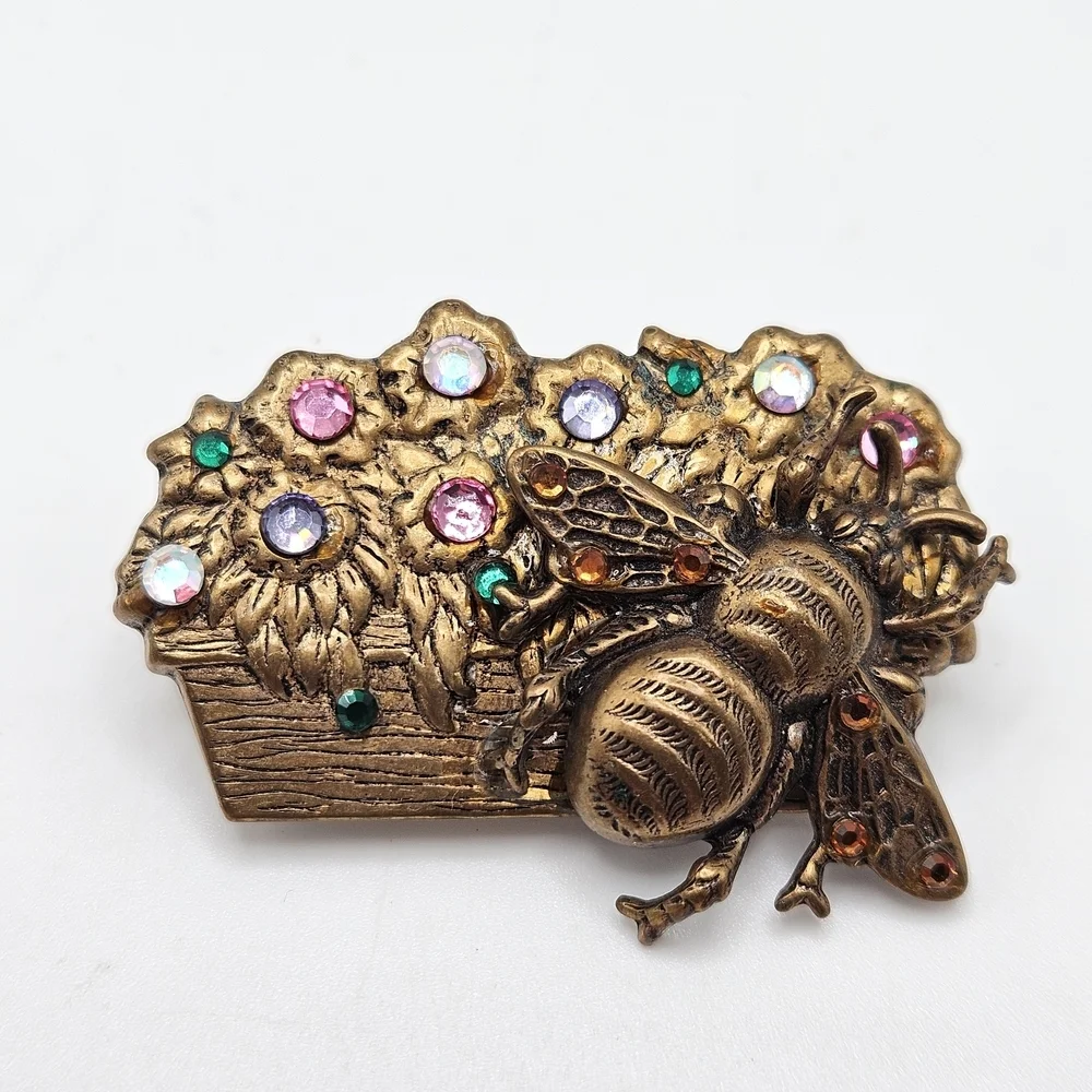 VINTAGE Bronze Tone Rhinestone Accent Bumblebee Bee Flower Box Brooch Pin
